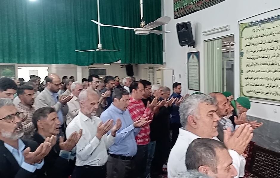 جلوههایی از اقامه نماز بندگی در گلستان